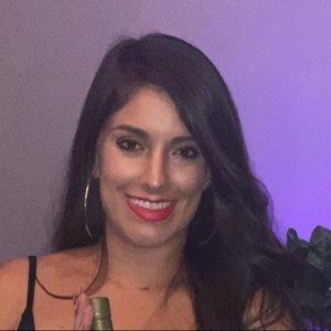 Meet your Posher, Mariana